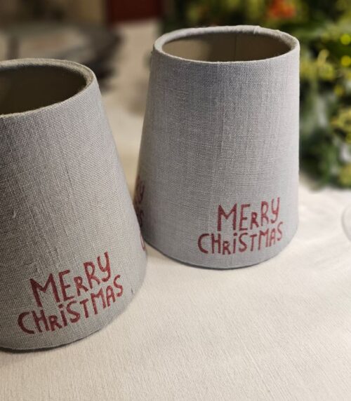 Tischlampenschirmchen-handgefertigt-Merry-Christmas-hellgrau-Smillas-Cottage