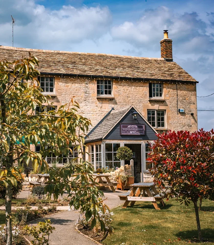 Pub-Killingworth-Castle-Woodstock-Britain-Tours-and-More