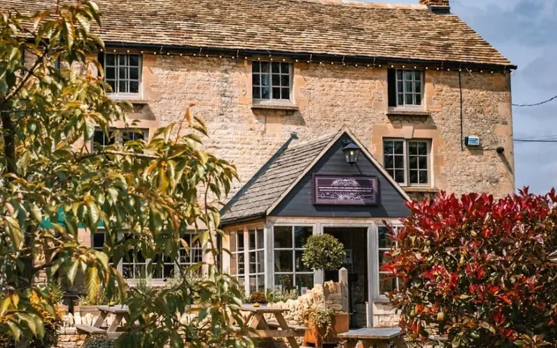 Pub-Killingworth-Castle-Woodstock-Britain-Tours-and-More